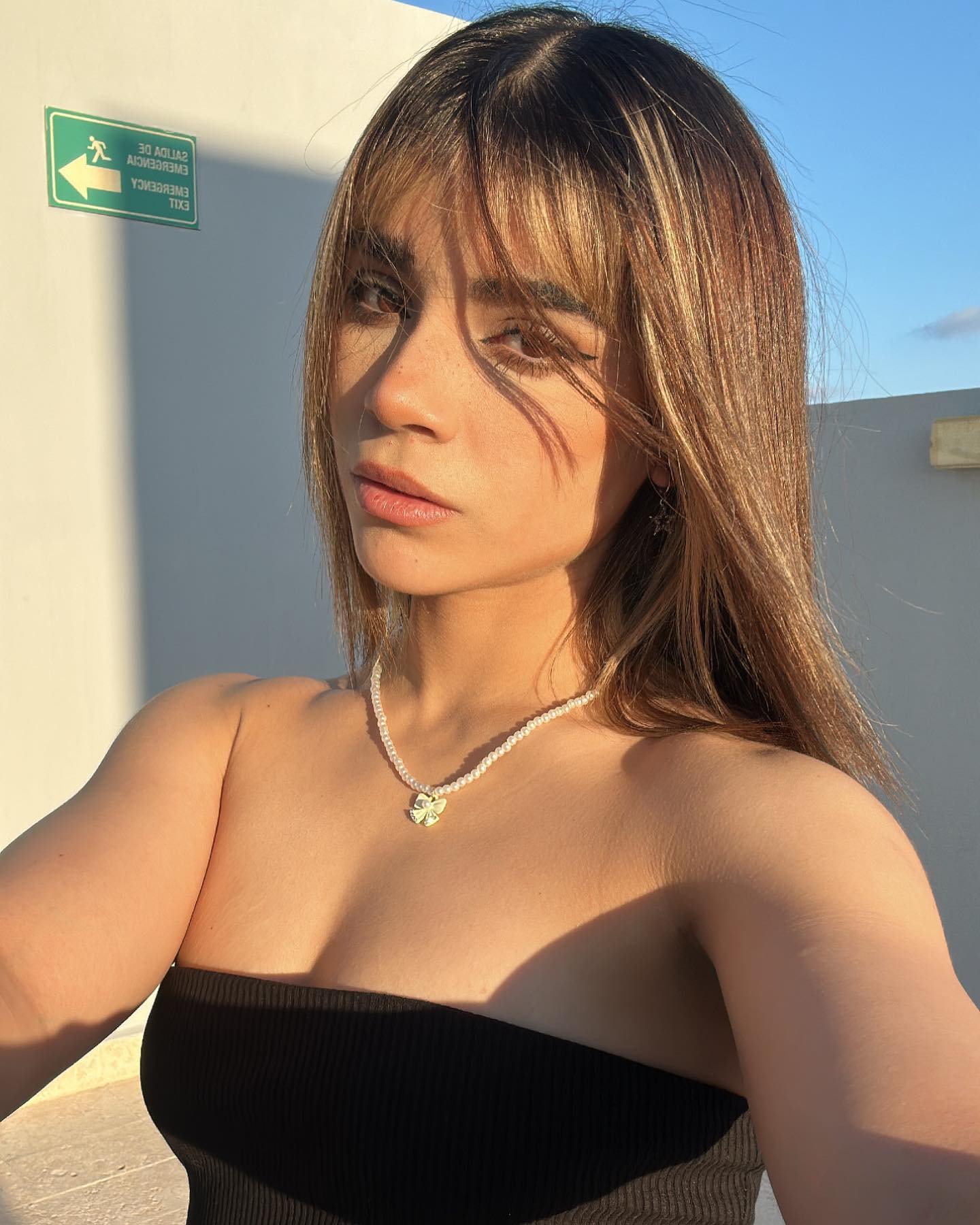 Alana Flores en La Velada del Año 5: Su Impactante Cambio Físico y Rivalidad con Ari Geli