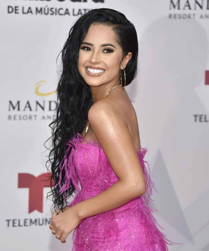 Becky G en el Ojo del Huracán: Polémica por Video Filtrado y Reacciones en Redes Sociales